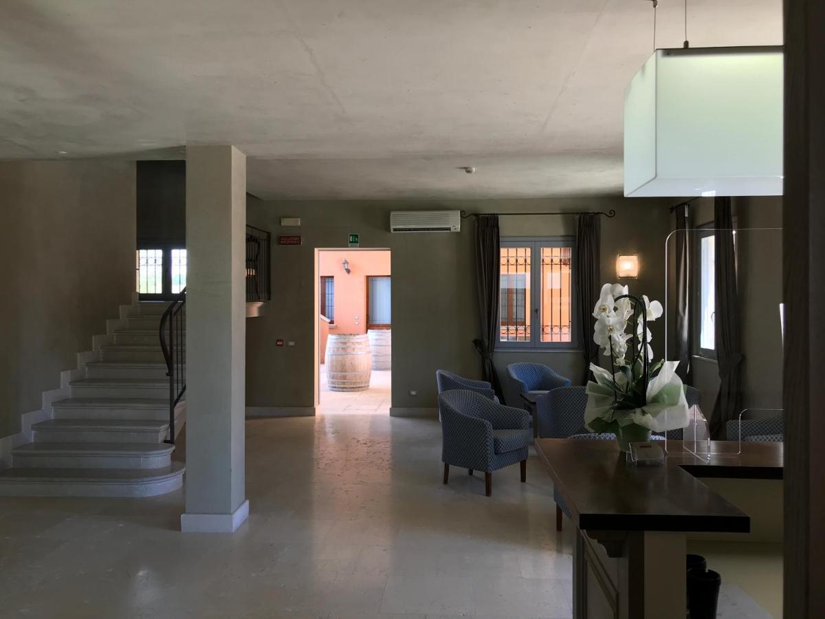 Agriturismo Feliciana Pozzolengo Eksteriør billede